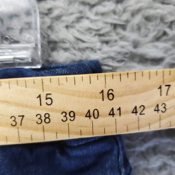 Chicos Jeans Womens Size 1.5 US 10 Blue Perfect Stretch Girlfriend Slim Leg Capr - Picture 7 of 13